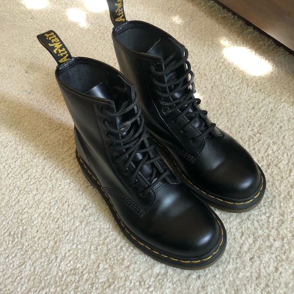 [DR MARTENS 1460] leather boots - Picture 9 of 10